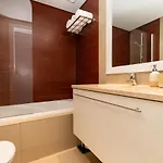 The Sunshine - Marina Village 아파트