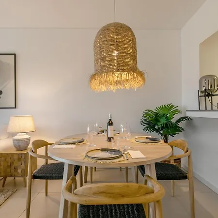The Sunshine - Marina Village * 拉哥斯