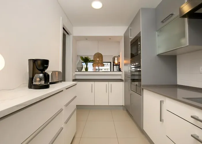 The Sunshine - Marina Village * Lagos